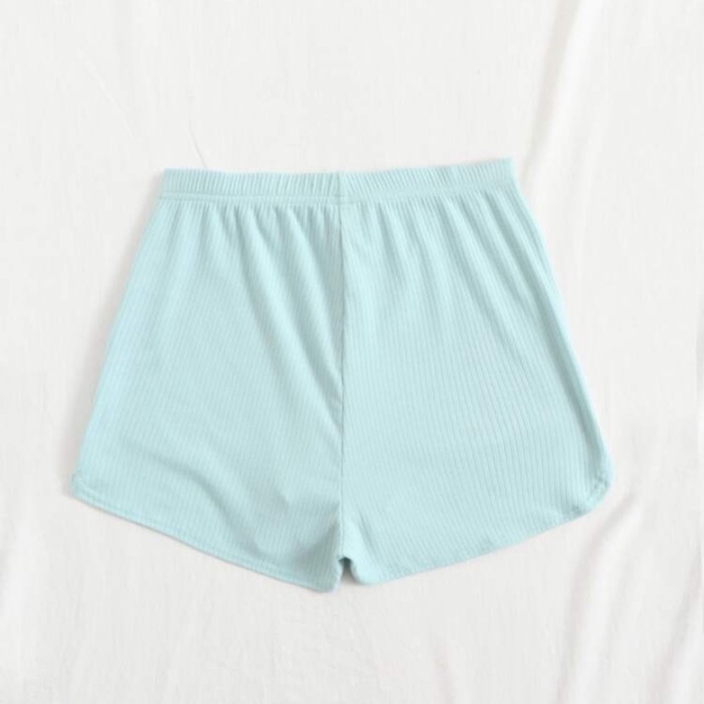 Shorts - Picture 3 of 7